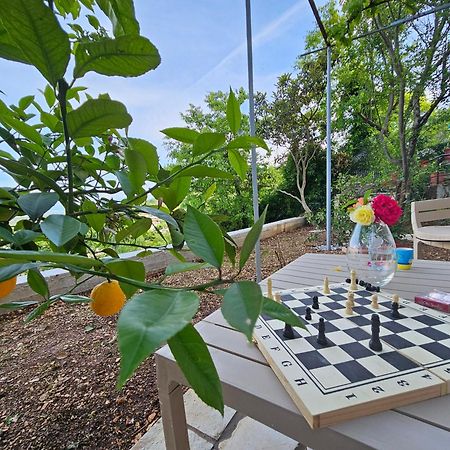 Lemon Garden Apartment-Hot Tub Jacuzzi Gjirokaster Luaran gambar