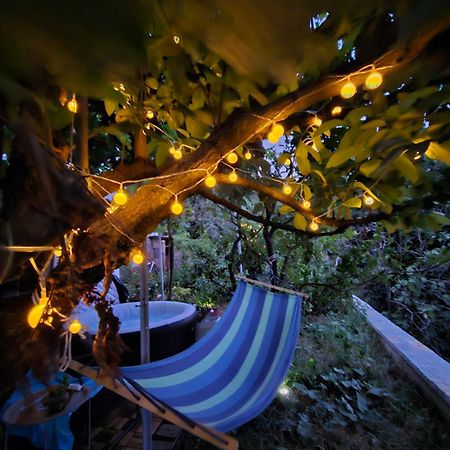 Lemon Garden Apartment-Hot Tub Jacuzzi Gjirokaster Luaran gambar