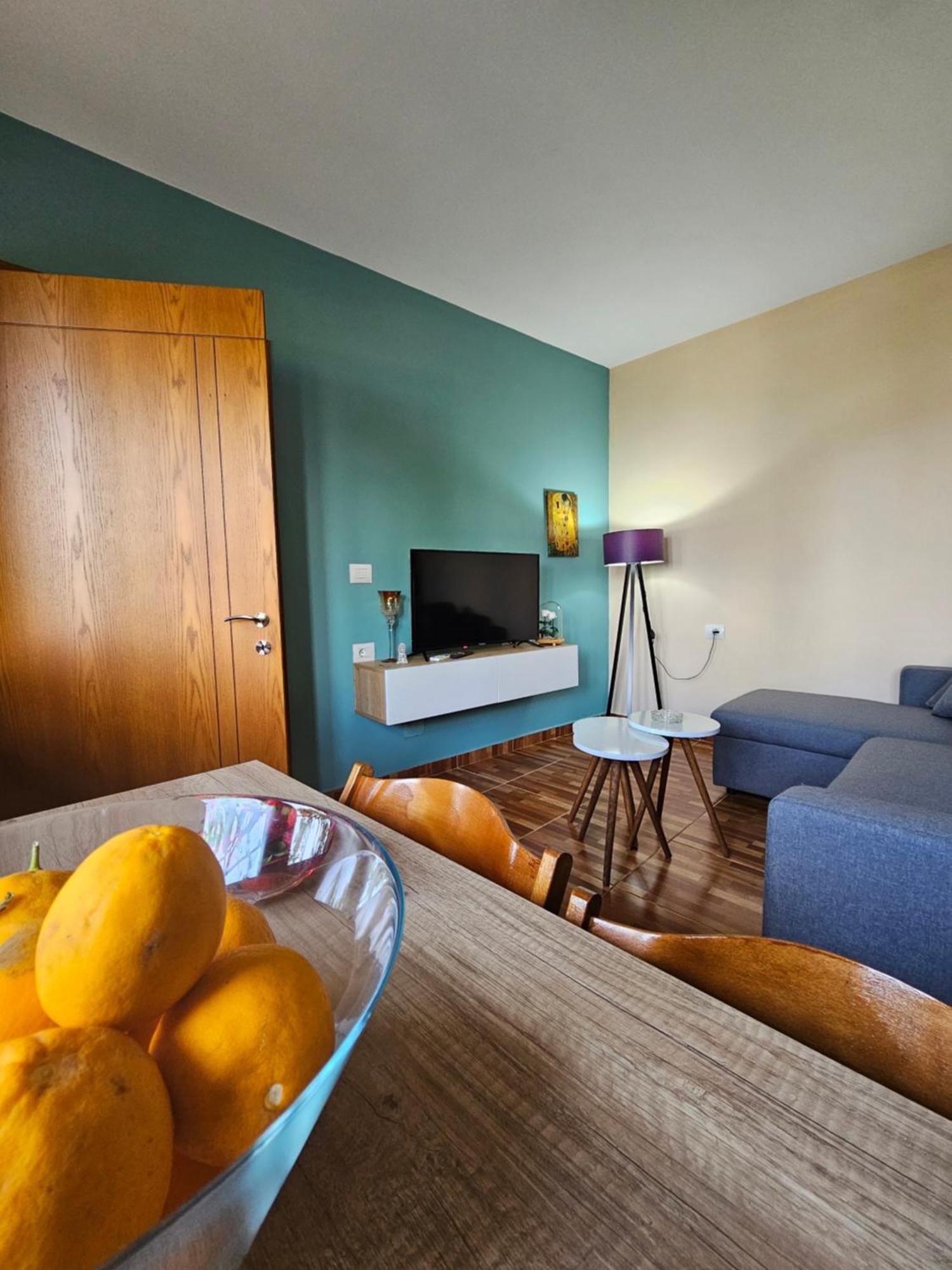 Lemon Garden Apartment-Hot Tub Jacuzzi Gjirokaster Luaran gambar
