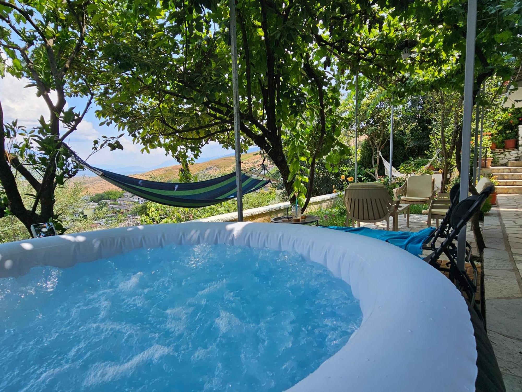 Lemon Garden Apartment-Hot Tub Jacuzzi Gjirokaster Luaran gambar